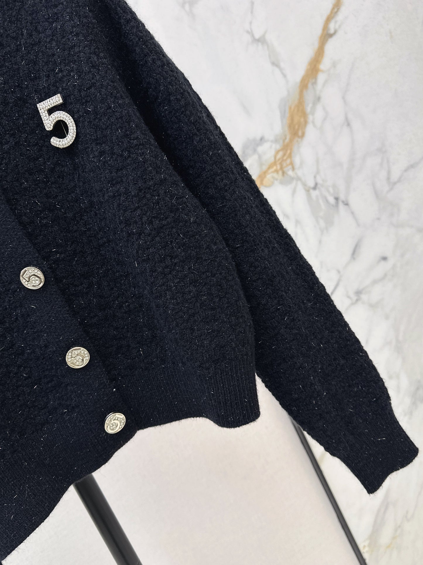 Nail drill craft round neck knitted cardigan