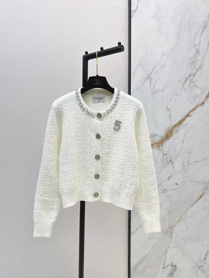 Nail drill craft round neck knitted cardigan