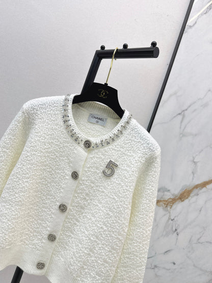 Nail drill craft round neck knitted cardigan