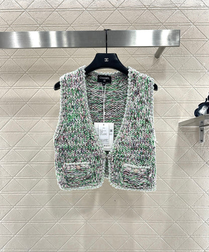 Handmade edge tied knitted vest