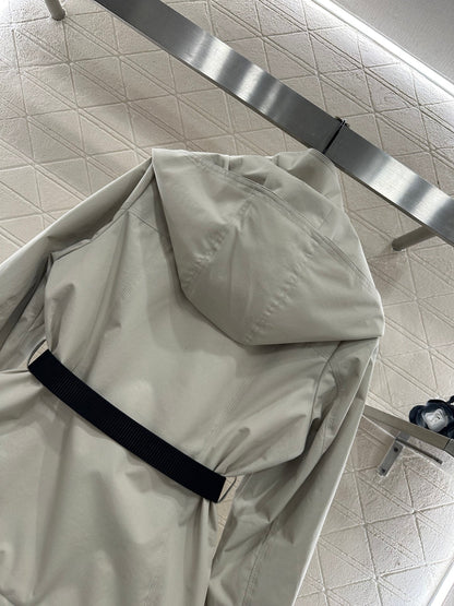Hooded waist belt down jacket