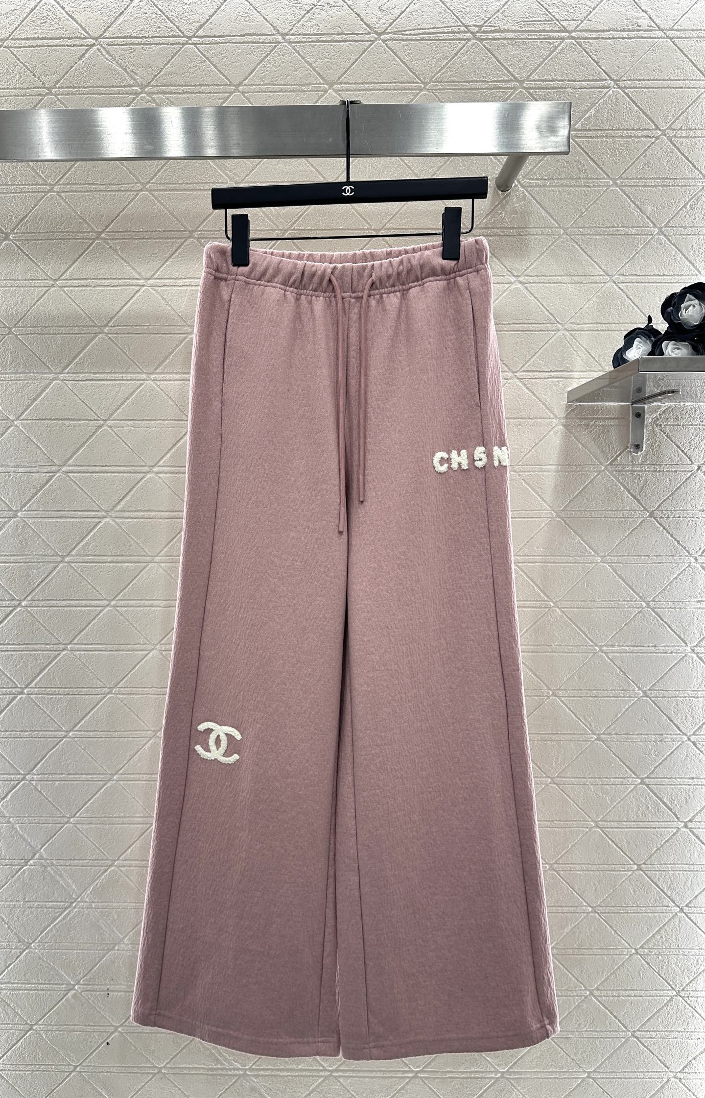 Plucked letter high waist wide leg pants