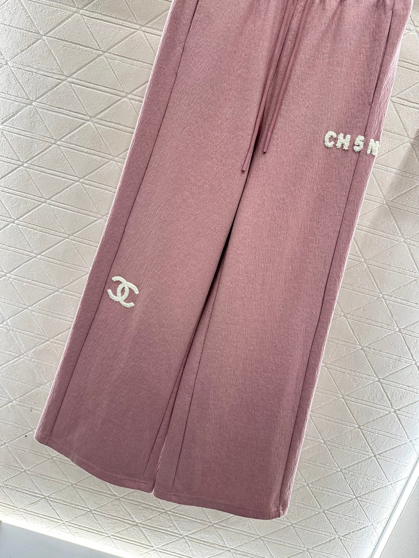 Plucked letter high waist wide leg pants