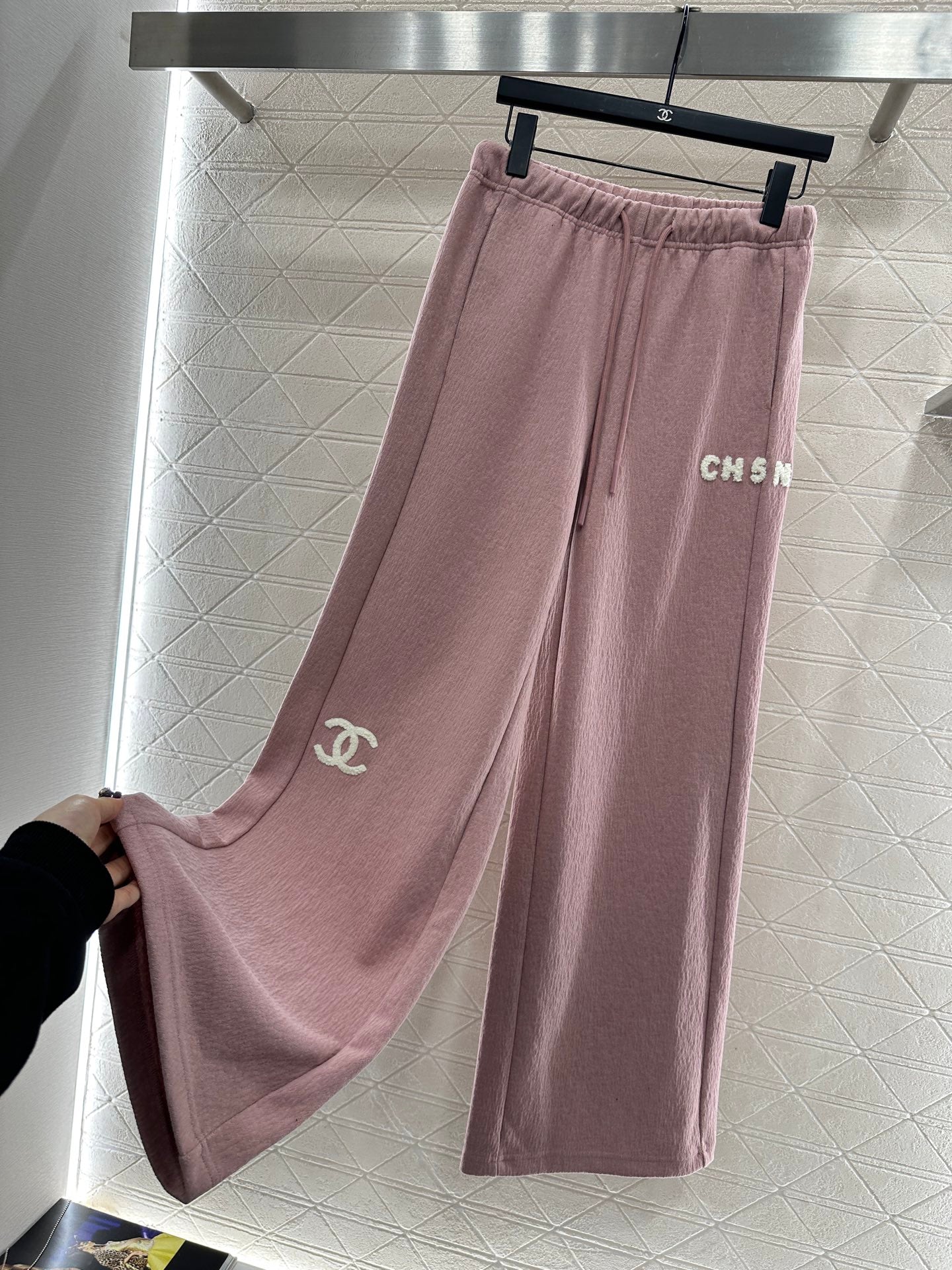 Plucked letter high waist wide leg pants