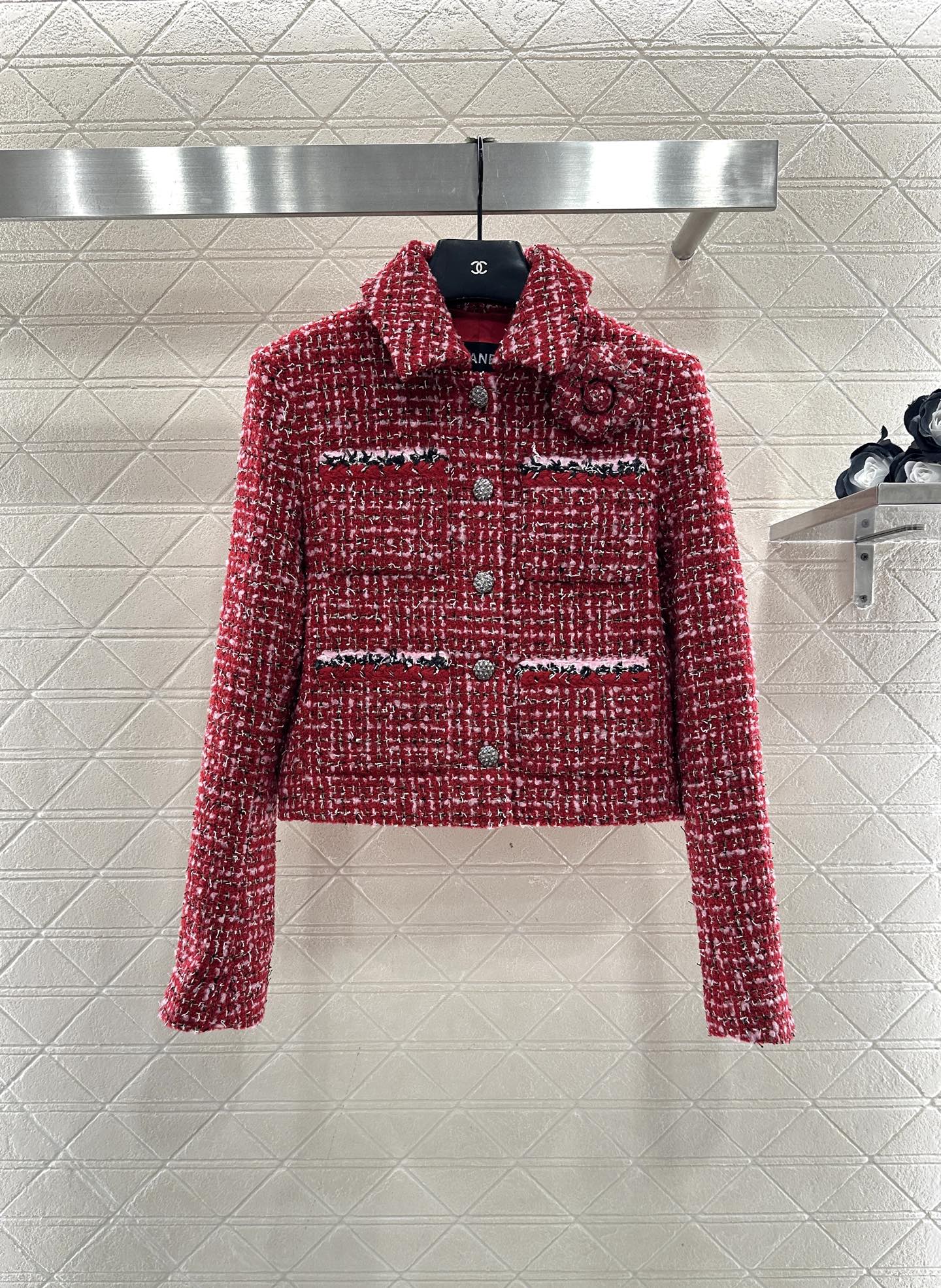 Camellia flower brooch woven jacket