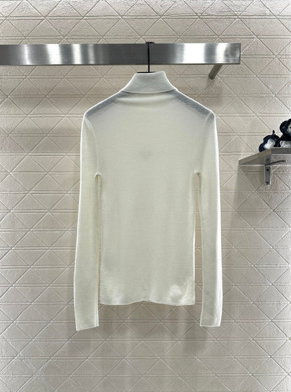 Tailored triangle logo high neck base shirt
