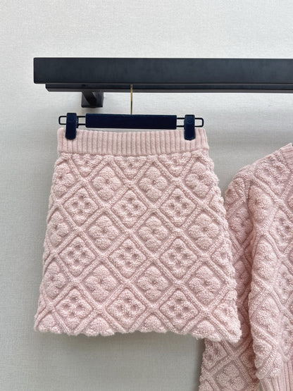 Lingge Knitted Set