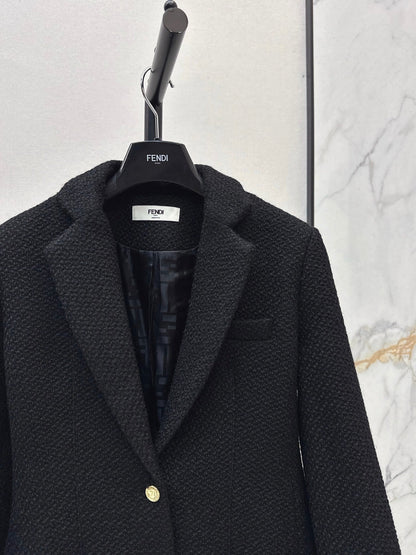 Collar and patchwork pocket suit jacket