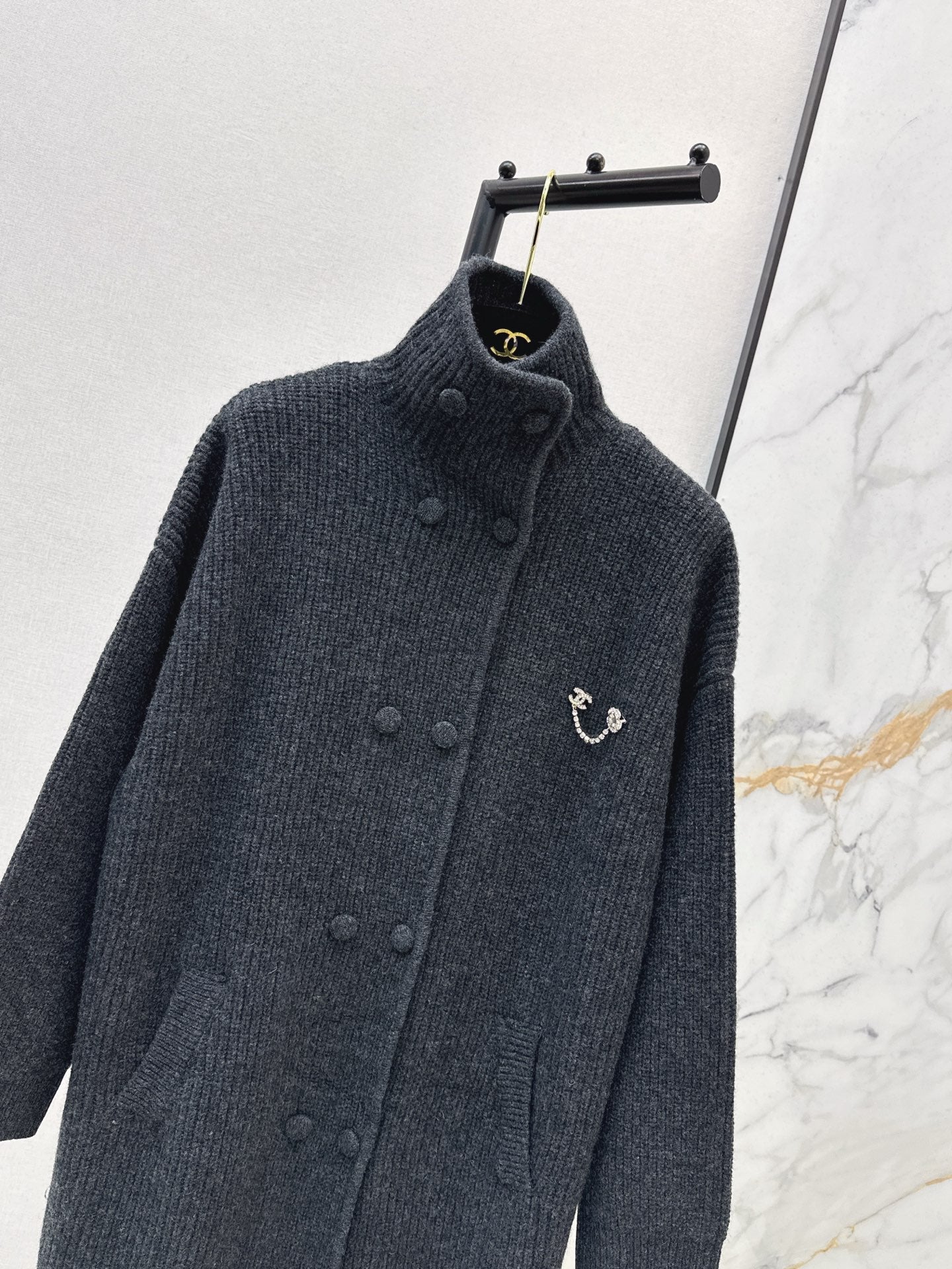 Lazy long knitted coat