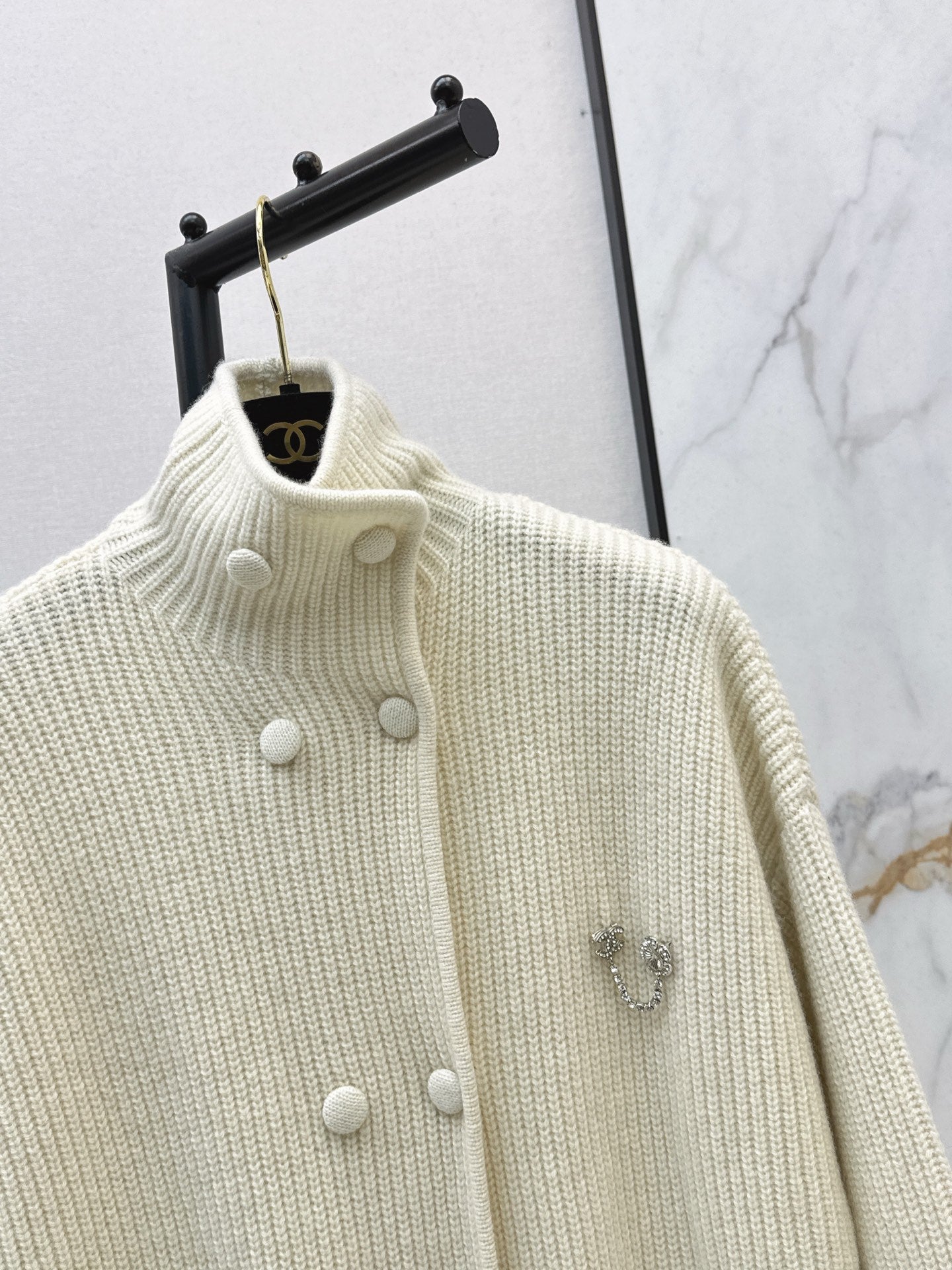 Lazy long knitted coat