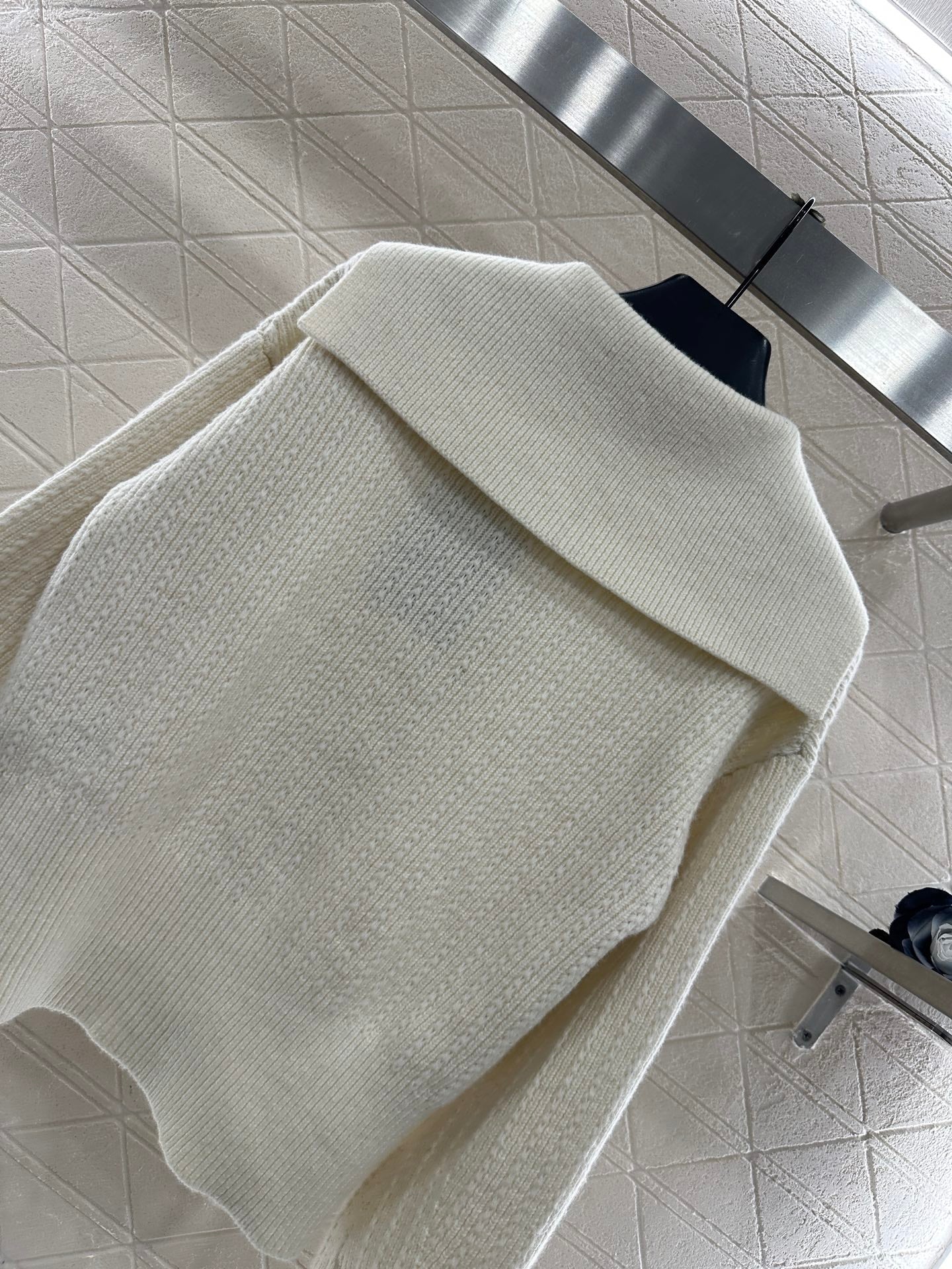 Collar zipper knitted jacket
