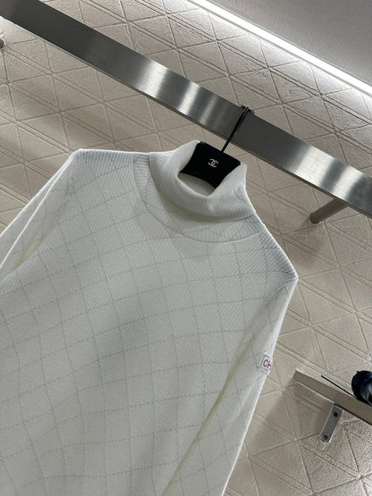 High neck knitted pullover sweater