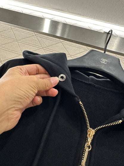 Hooded sequin logo set
