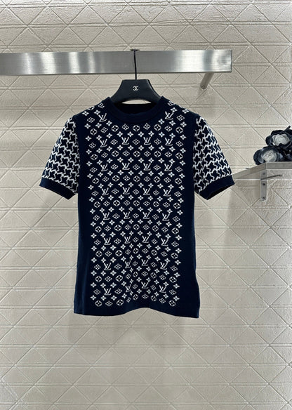 Jacquard round neck short sleeved sweater