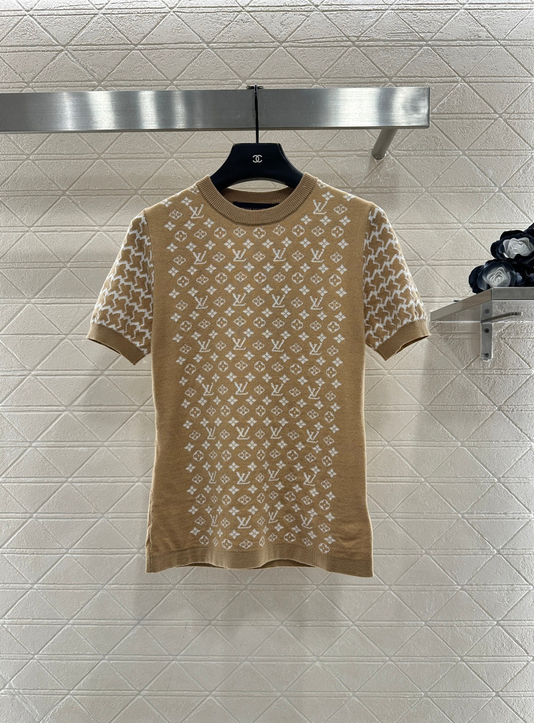 Jacquard round neck short sleeved sweater