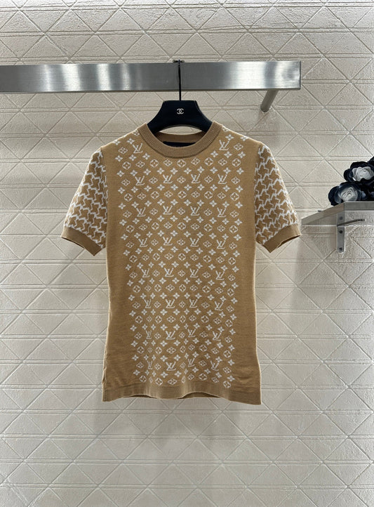 Jacquard round neck short sleeved sweater