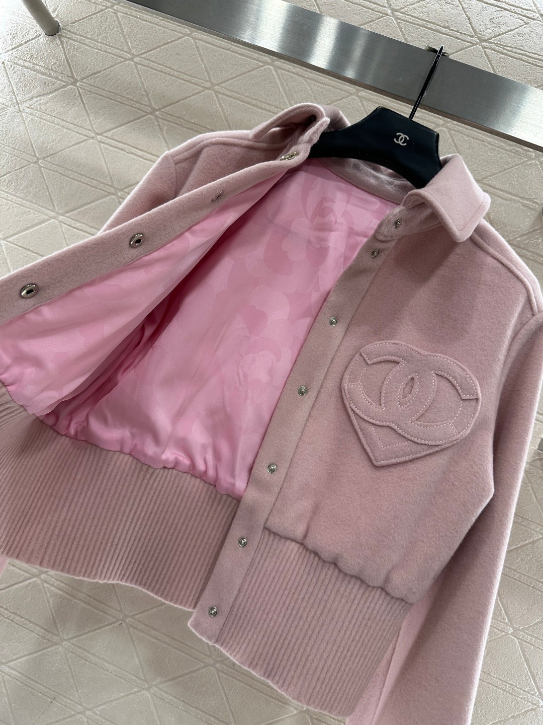 Woolen lapel jacket
