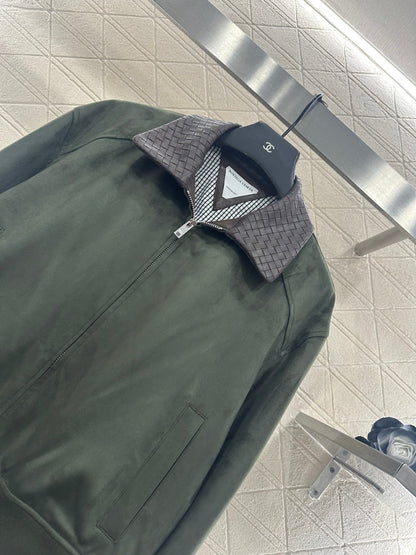 Collar jacket with patchwork leather