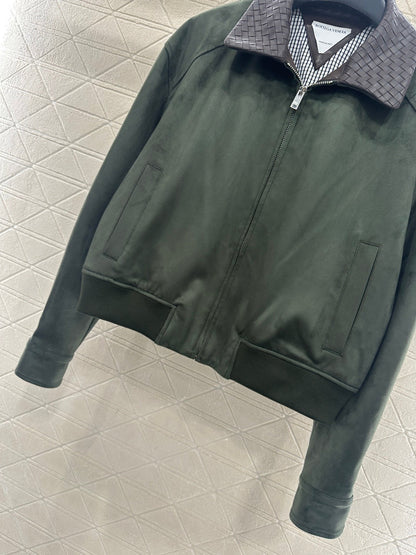 Collar jacket with patchwork leather