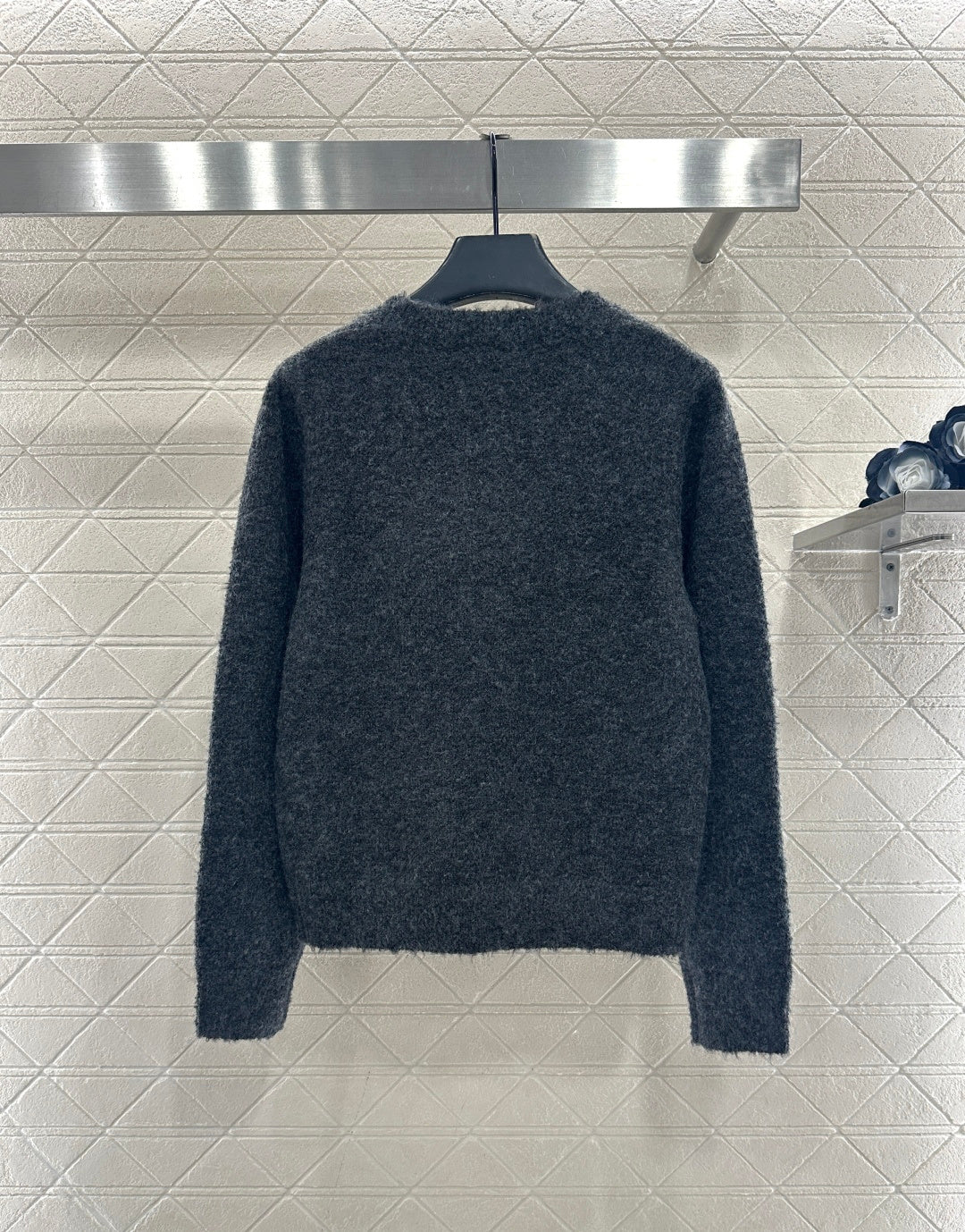 Order pearl crochet sweater