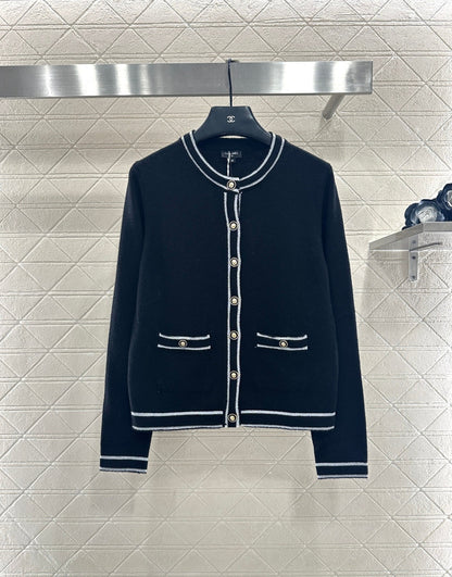 Striped border cardigan