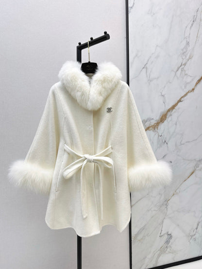 Fox fur decorative cloak coat