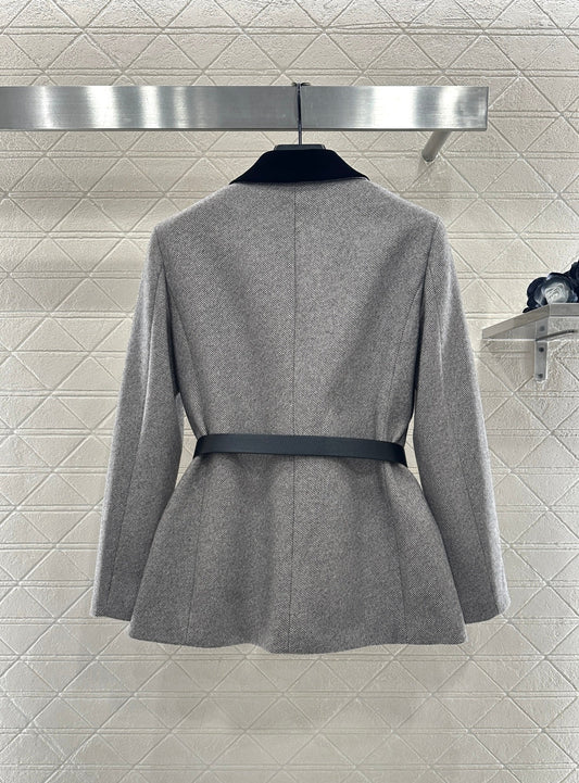 Splicing velvet collar belt suit jacket