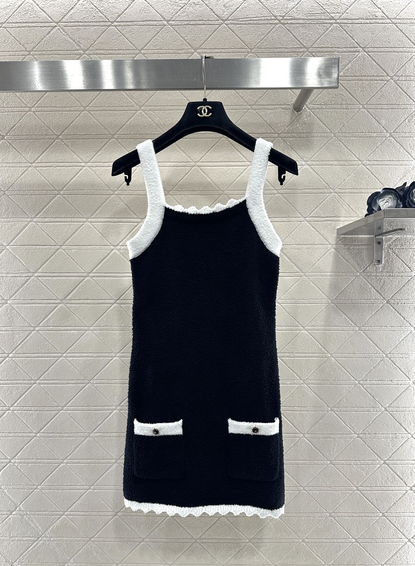 Color blocking knitted camisole skirt