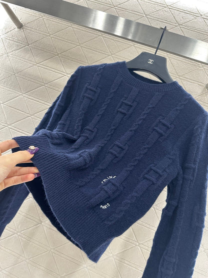 Round neck crochet letter sweater