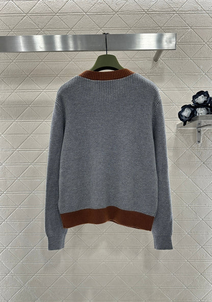 Color-blocked Crew Neck Knit Cardigan