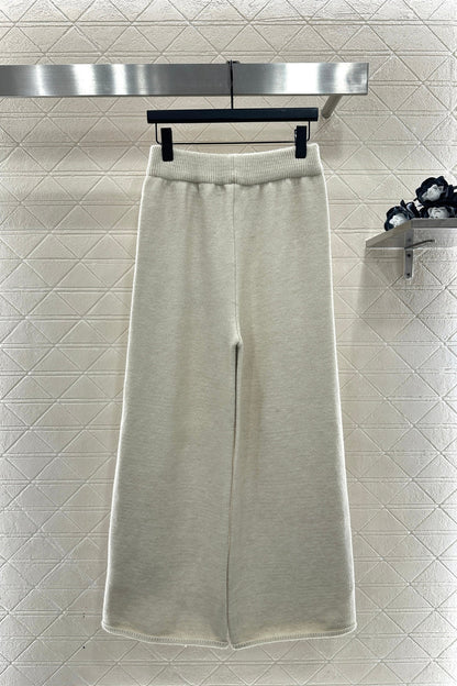 Fur-trimmed zip-up knit set