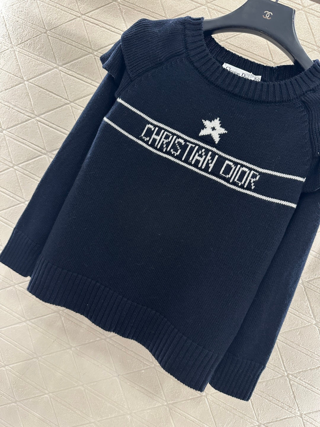 Ruffled Five-Pointed Star Sweater