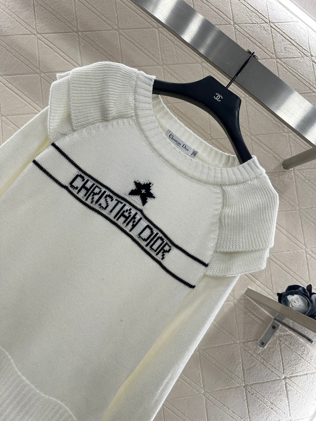 Ruffled Five-Pointed Star Sweater