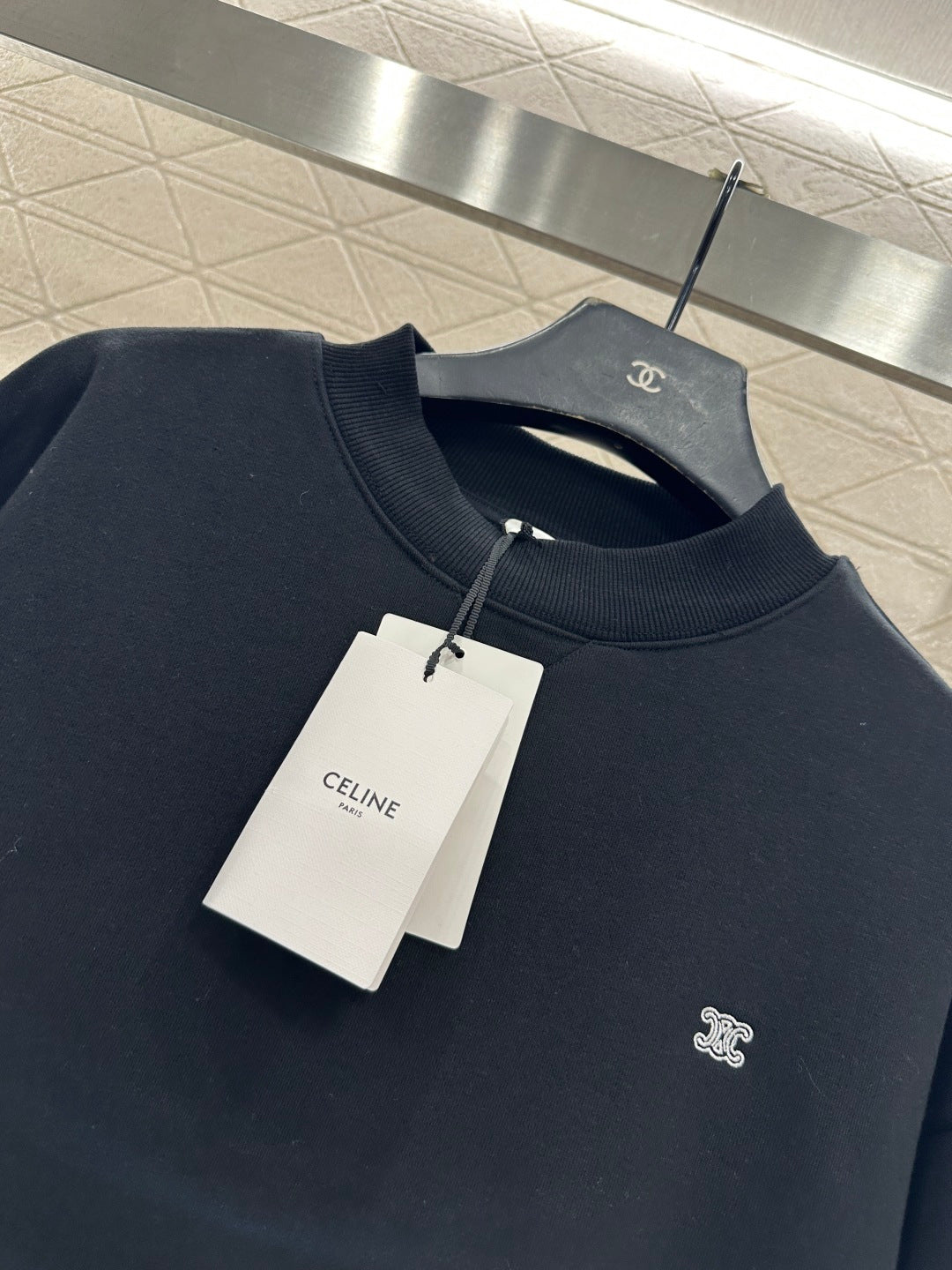 Crew Neck Arc de Triomphe Logo Sweatshirt
