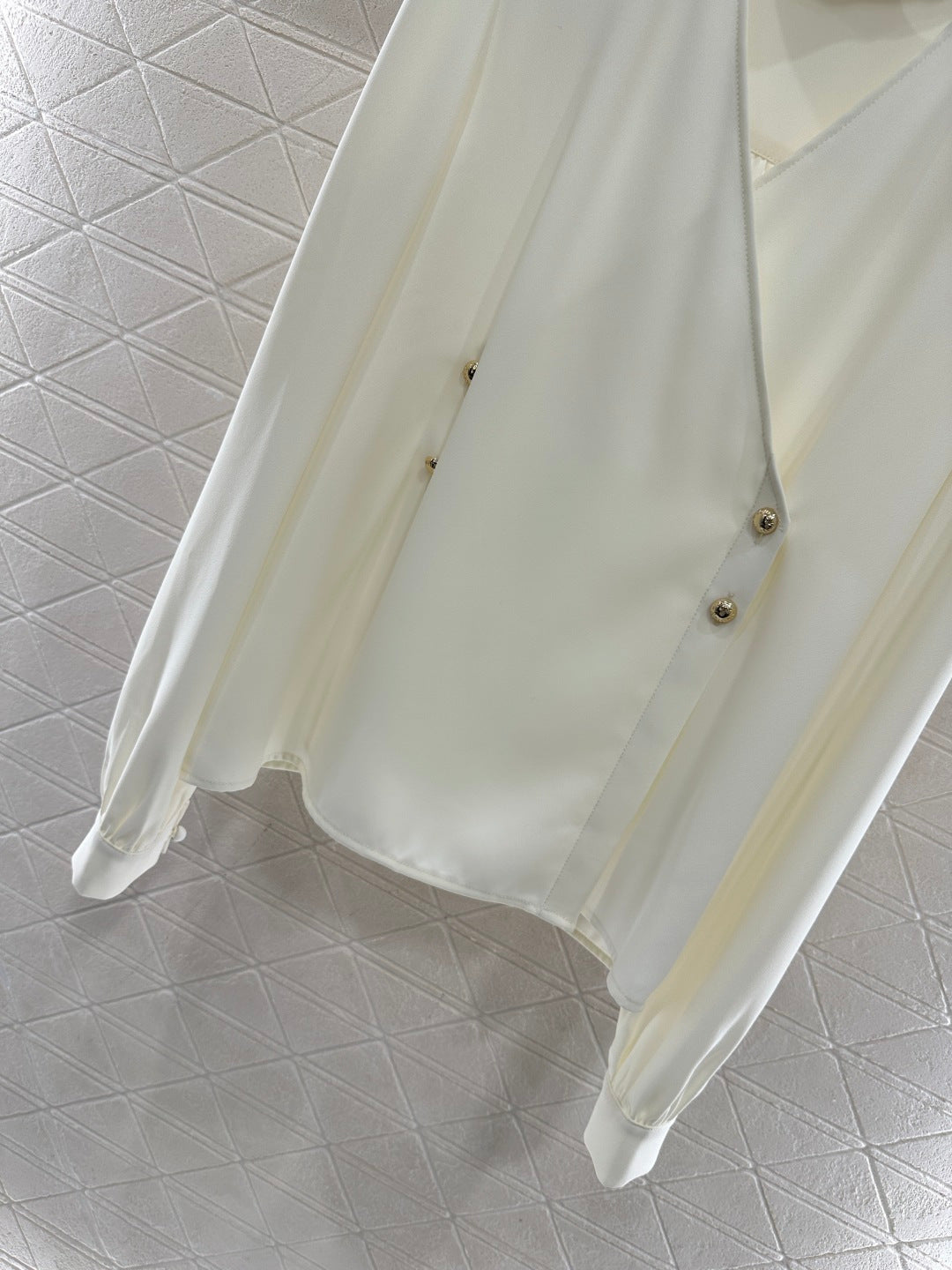 Scarf-Style Elegant Shirt