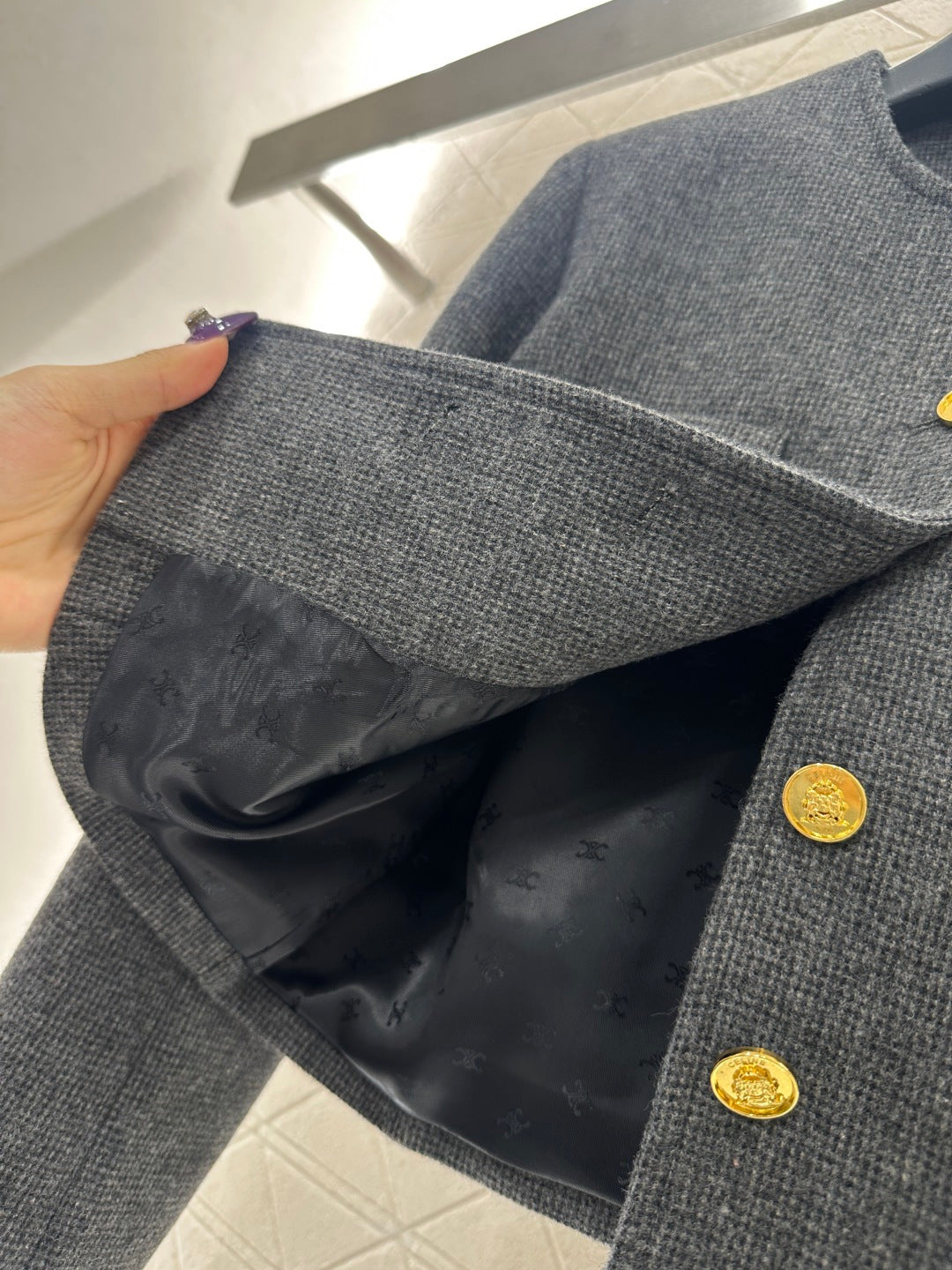 Crew neck blazer suit