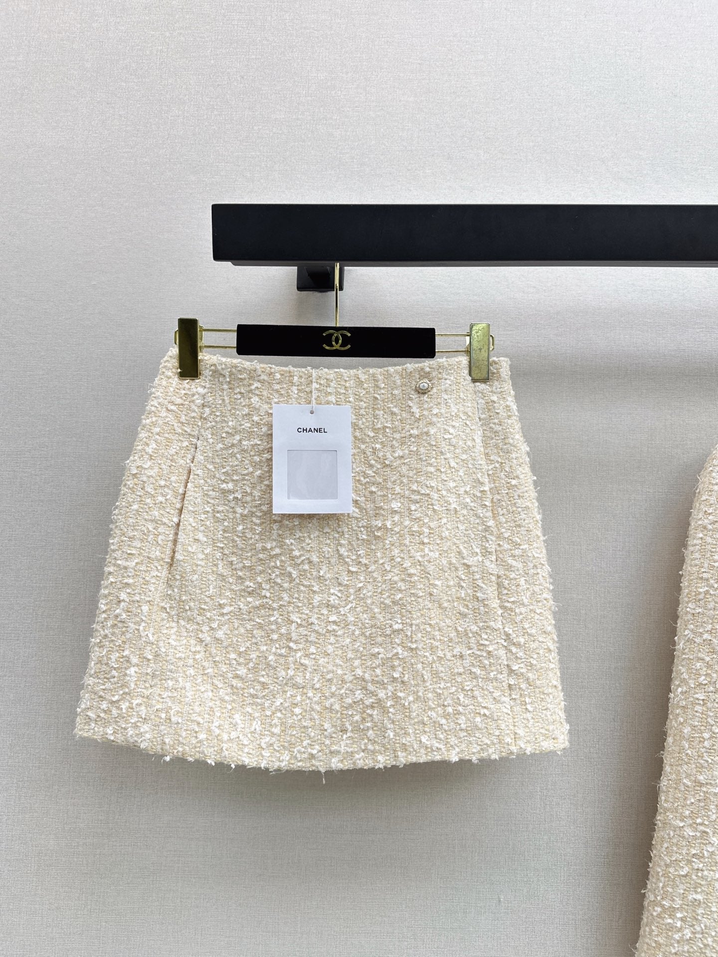Short woven cardigan + pencil skirt