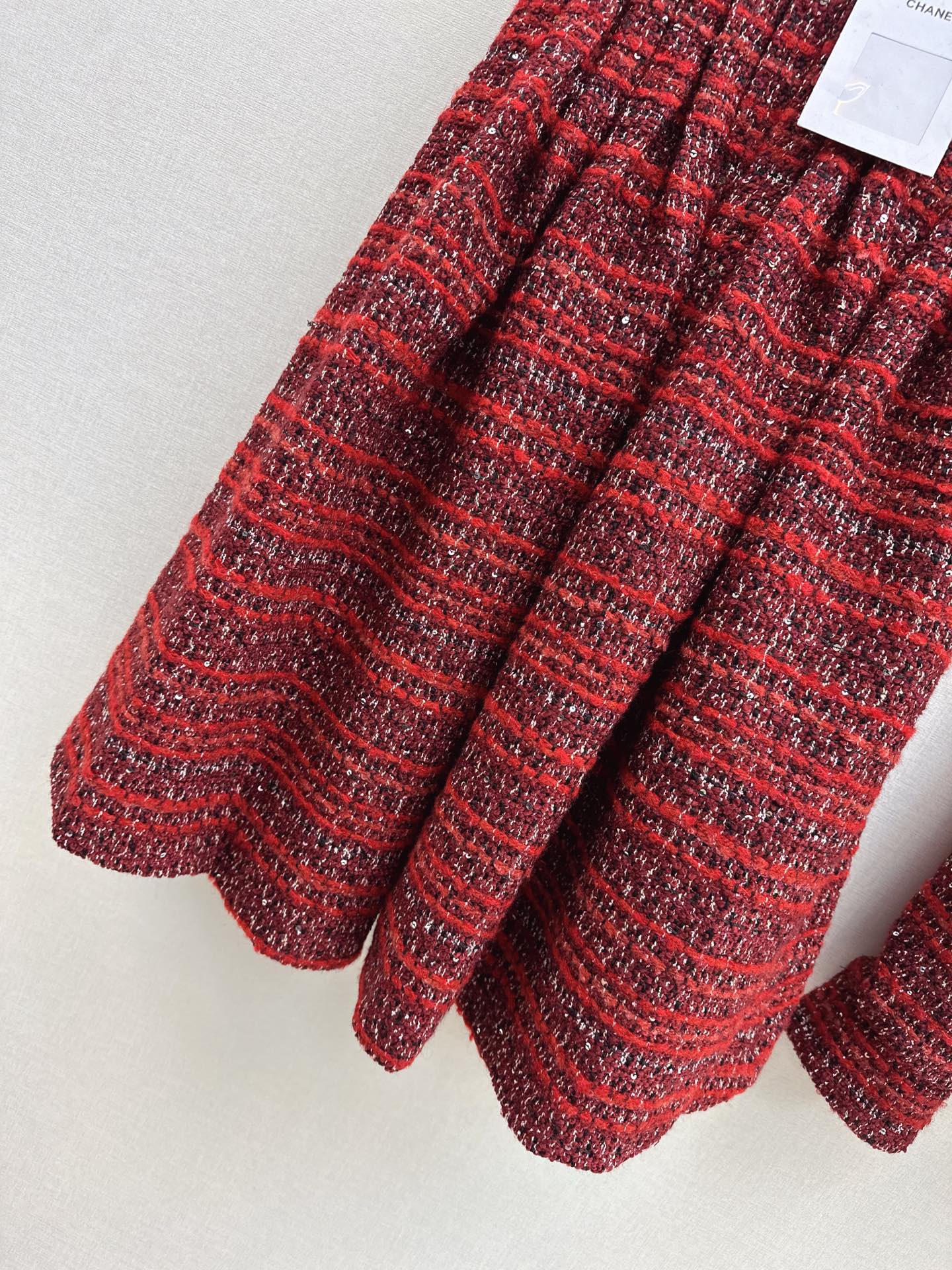 Woven cardigan / long midi skirt
