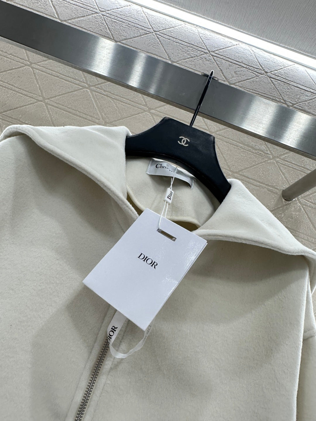 Shoulder Collar Embroidered Letter Jacket