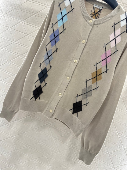 Diamond Pattern Cardigan
