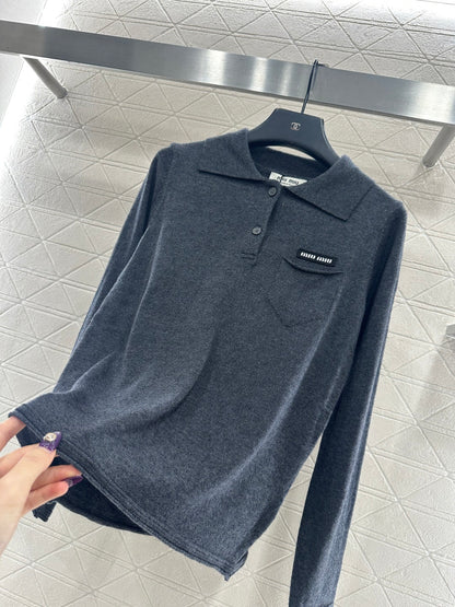 Long-sleeved collared top