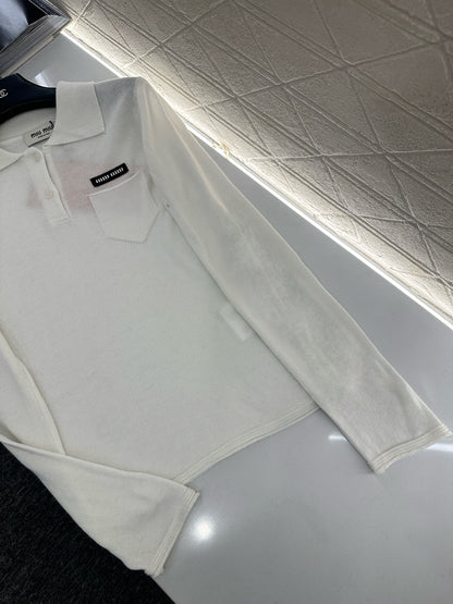 Long-sleeved collared top