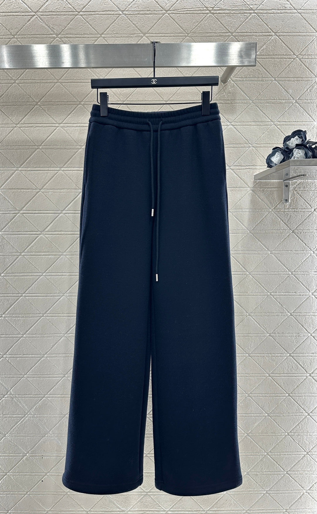Lanterned Half-Open Placket Set
