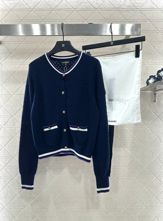 Crew Neck Knit Cardigan