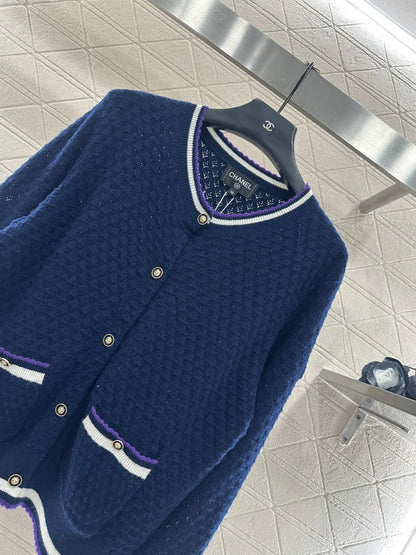 Crew Neck Knit Cardigan