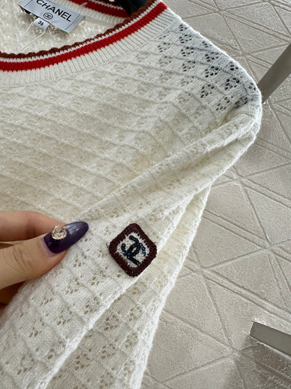 Crew Neck Knit Cardigan
