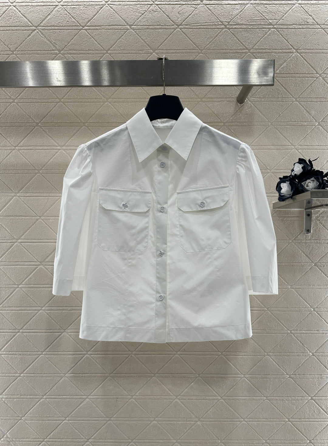 Collared Pocket Mid-Sleeve Shirt