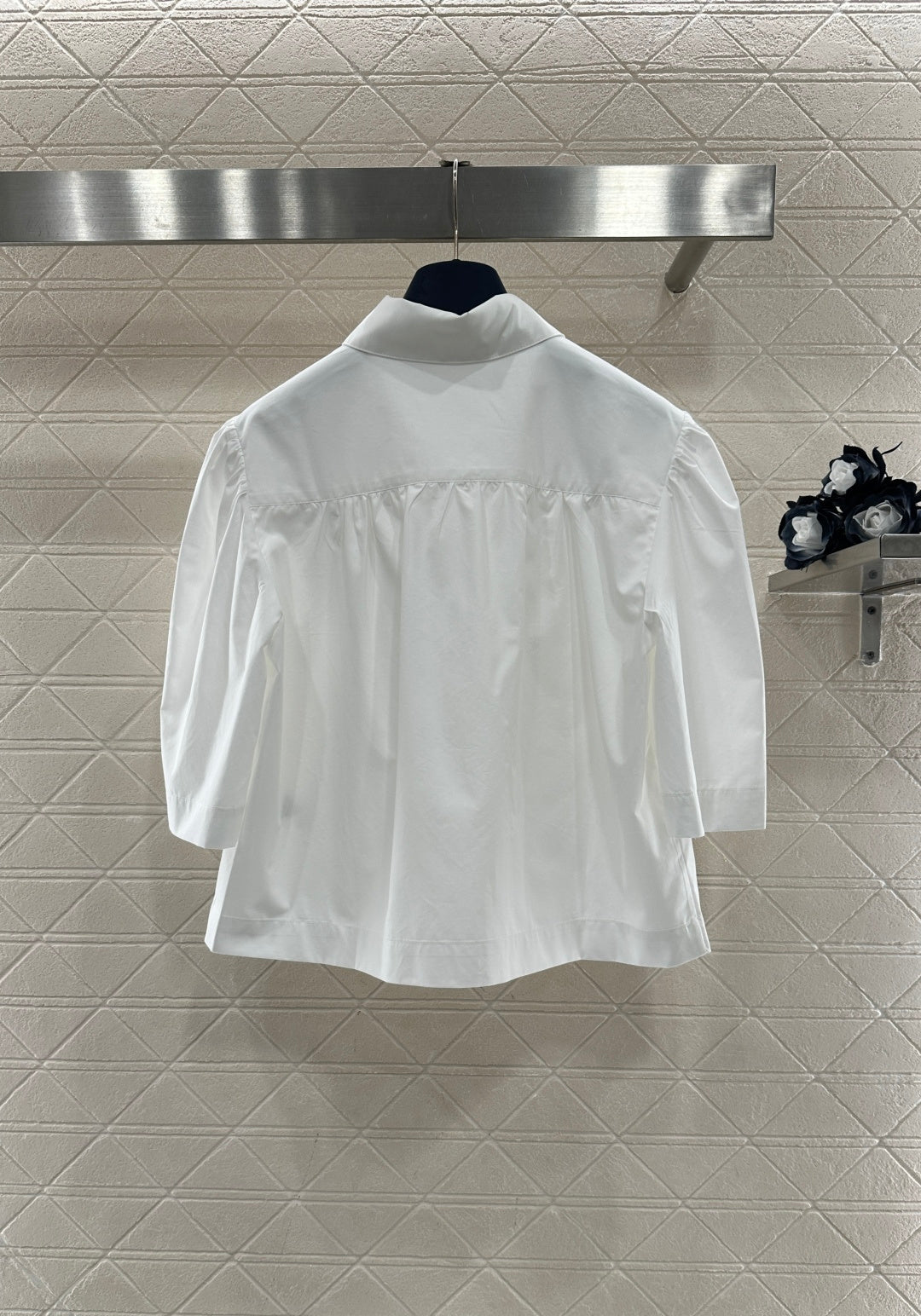 Collared Pocket Mid-Sleeve Shirt