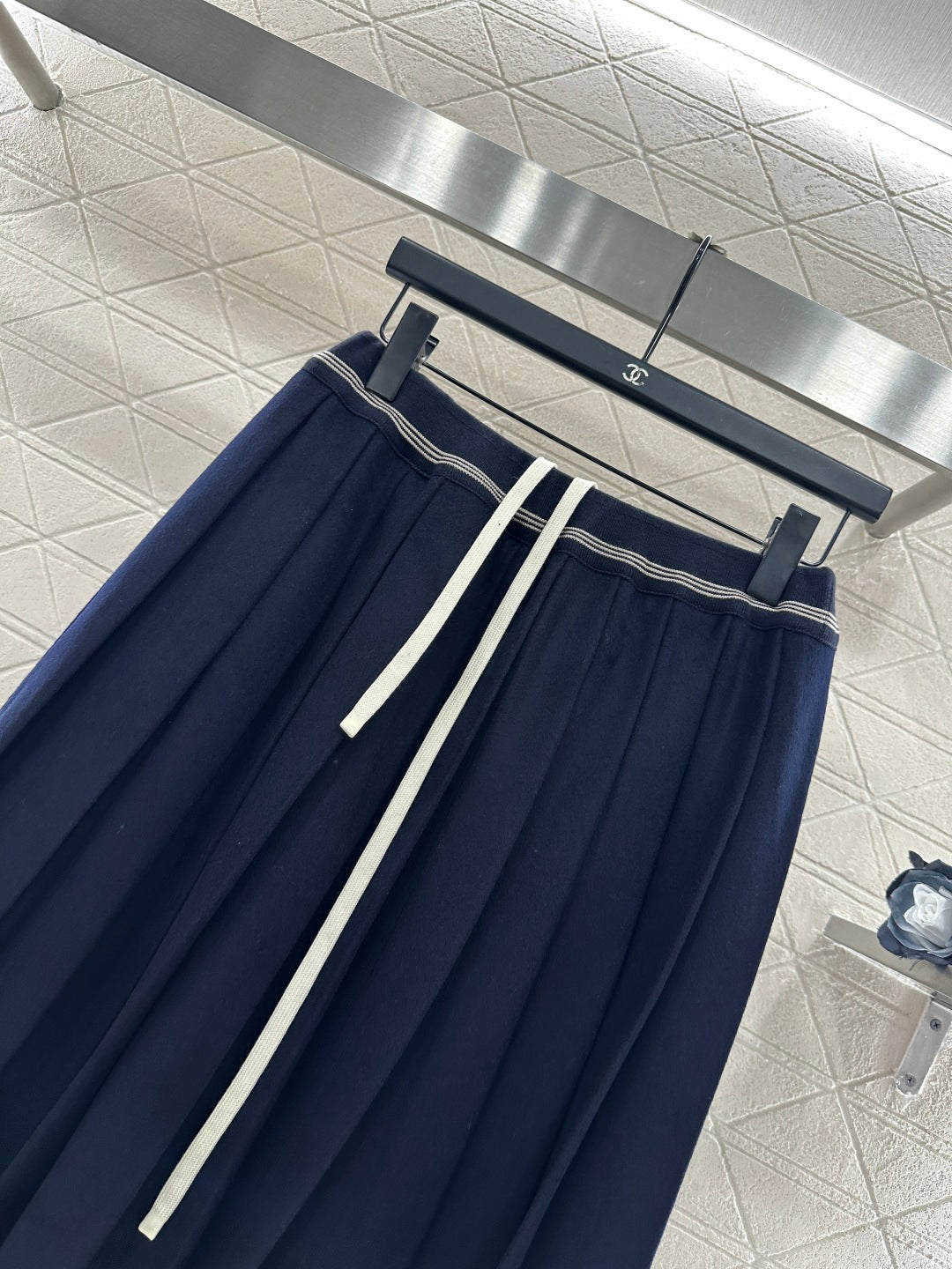 Mid-length Wool Pleated Skirt