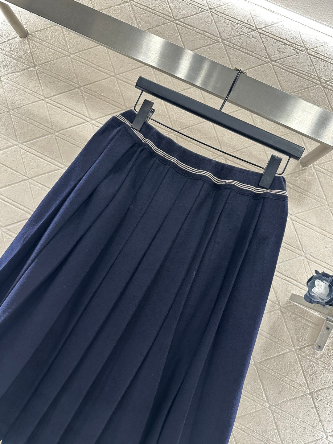 Mid-length Wool Pleated Skirt